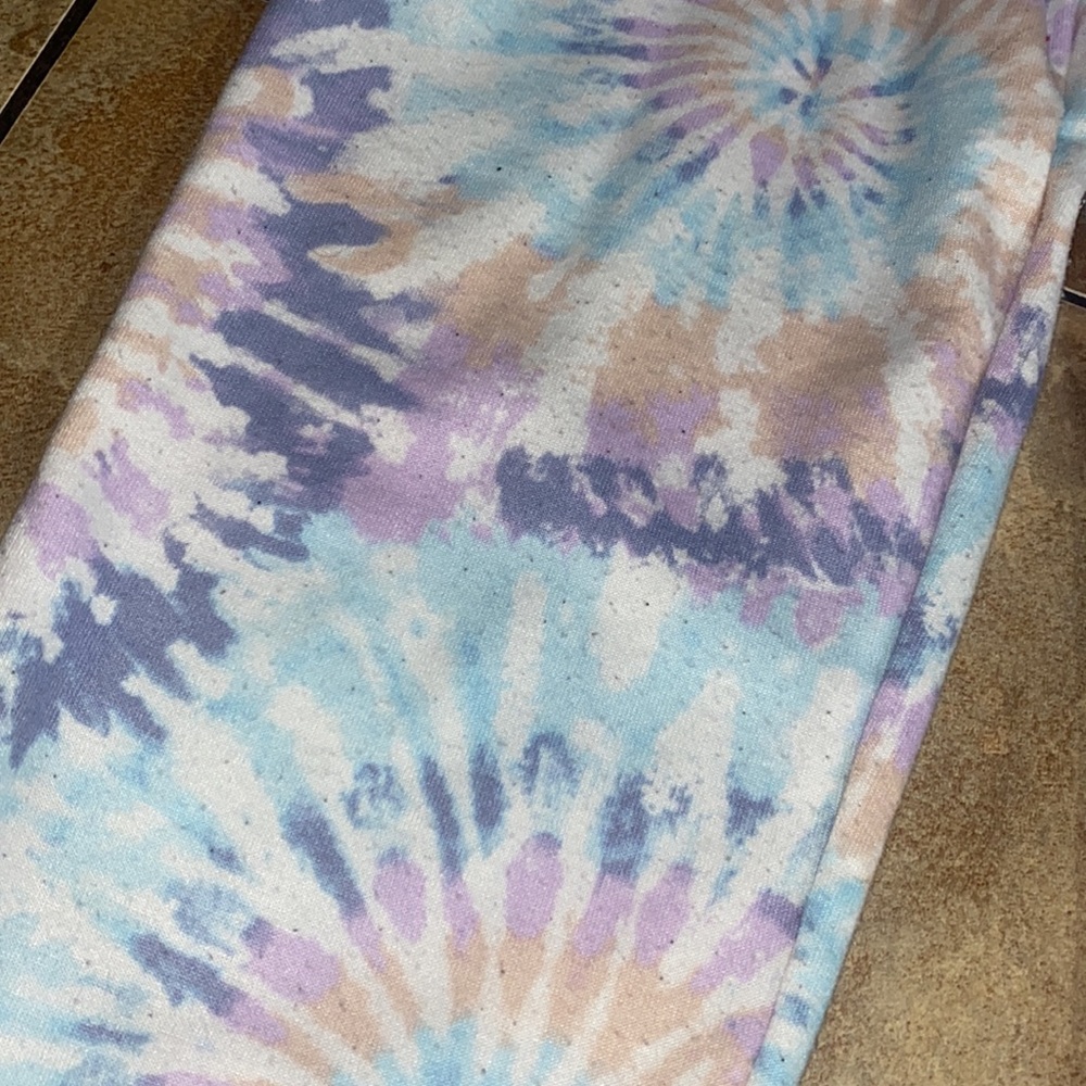 2 pc set - Picture 3 of 6